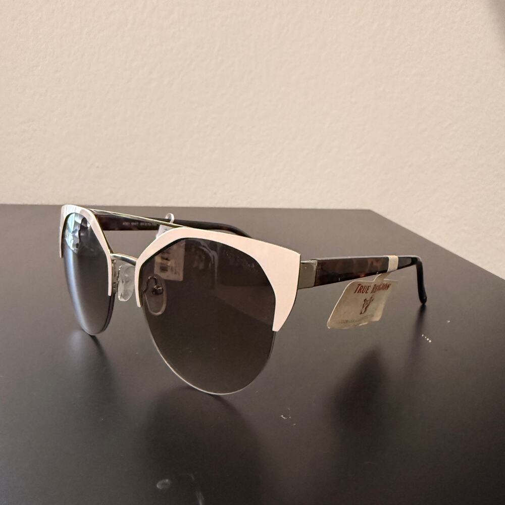True Religion 4001 White Sunglasses
